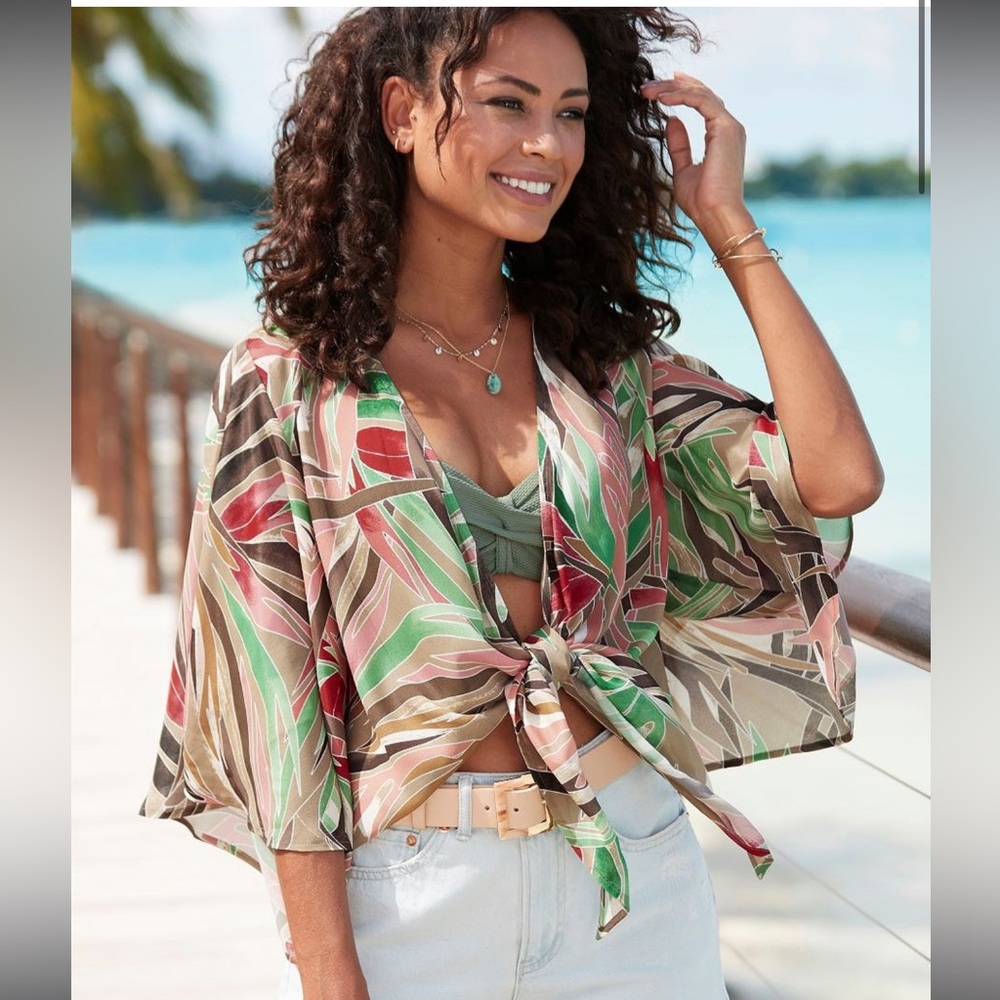 Lascana ❤️ never worn! flowy Leaf Print Kimono Top